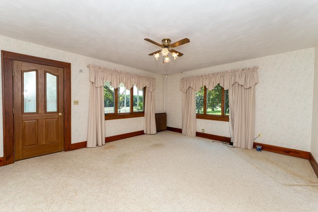 402 W Chapman Road, Fremont Twp, MI 48858