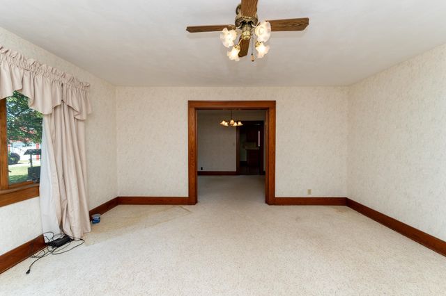 402 W Chapman Road, Fremont Twp, MI 48858