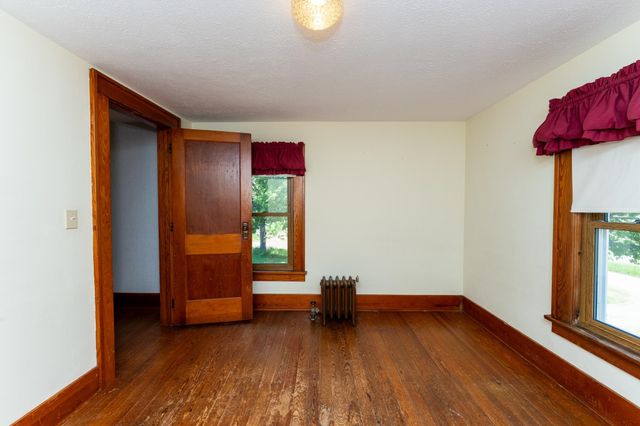 402 W Chapman Road, Fremont Twp, MI 48858