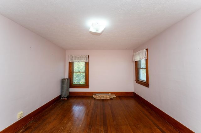 402 W Chapman Road, Fremont Twp, MI 48858