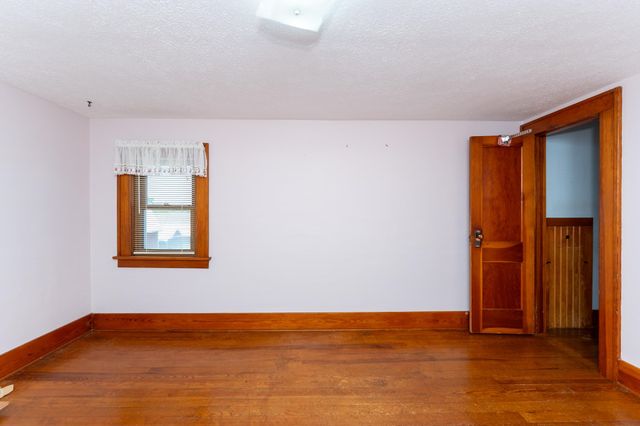 402 W Chapman Road, Fremont Twp, MI 48858