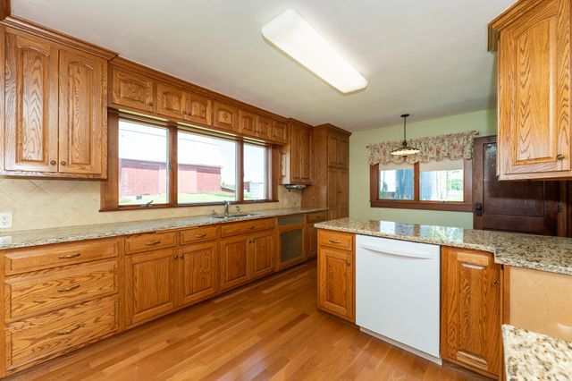 402 W Chapman Road, Fremont Twp, MI 48858