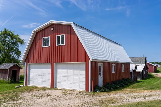 402 W Chapman Road, Fremont Twp, MI 48858