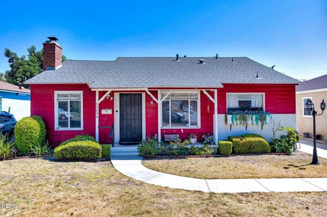 14646 Leadwell Street, Van Nuys, CA 91405