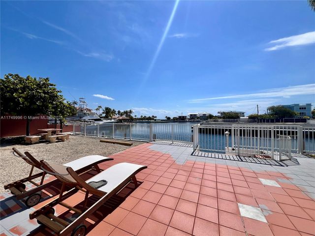 188 Atlantic Blvd B, Key Largo, FL 33037