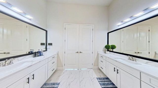 7924 Ironwood Way, Parkland, FL 33067