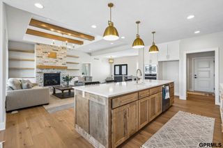 21512 E Circle, Omaha, NE 68022