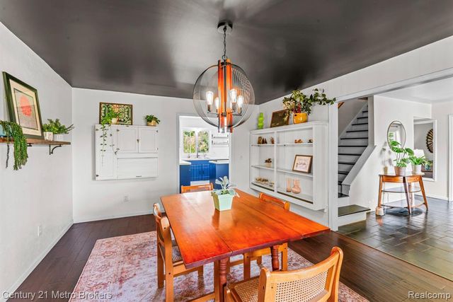 1938 Mayfield Road, Lapeer, MI 48446