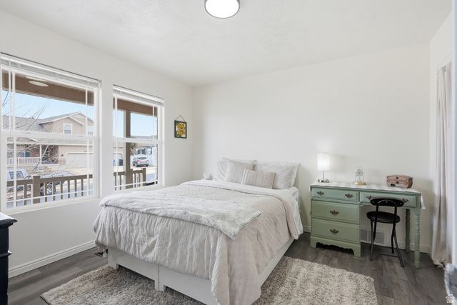 8262 S PIN OAK DR, West Jordan, UT 84081