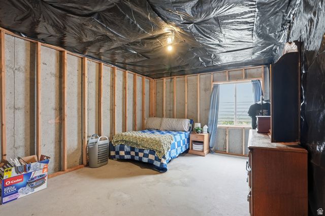 8262 S PIN OAK DR, West Jordan, UT 84081