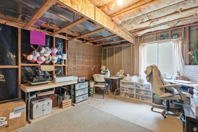 8262 S PIN OAK DR, West Jordan, UT 84081