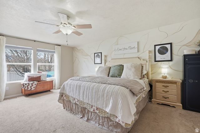 8262 S PIN OAK DR, West Jordan, UT 84081