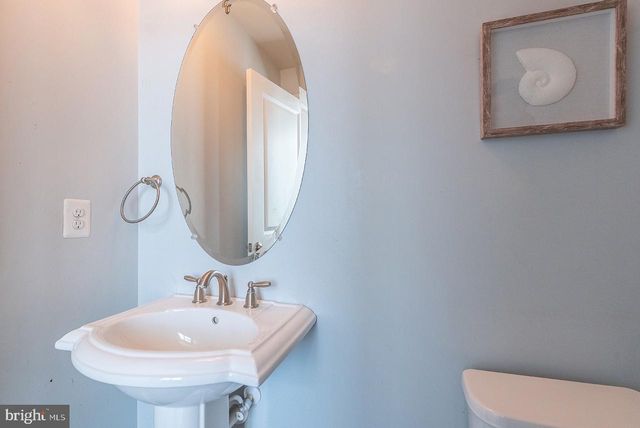 24615 JENKINS LEAF TER, Sterling, VA 20166