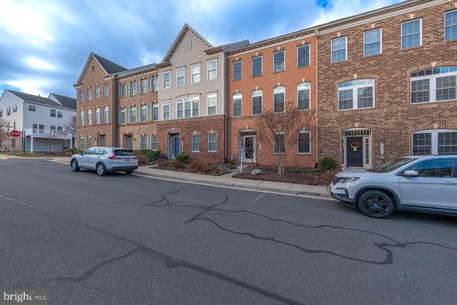 24615 JENKINS LEAF TER, Sterling, VA 20166