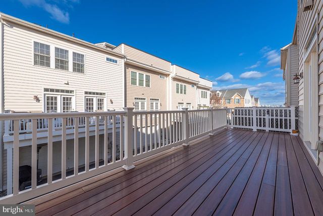 24615 JENKINS LEAF TER, Sterling, VA 20166