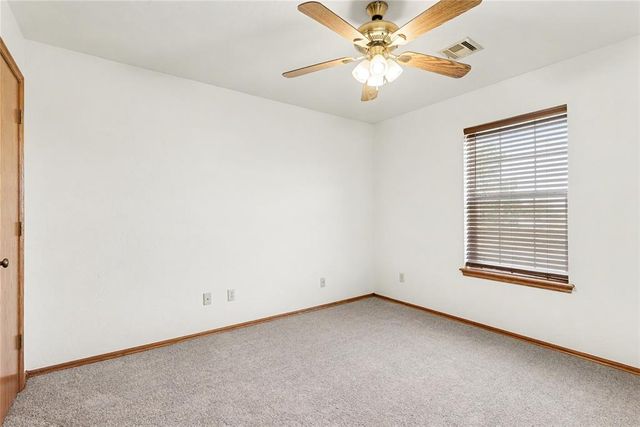 4 Willow Creek Drive, Tuttle, OK 73089