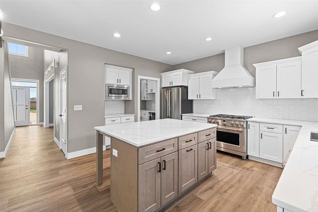 1005 Thomas Circle, Tiffin, IA 52340