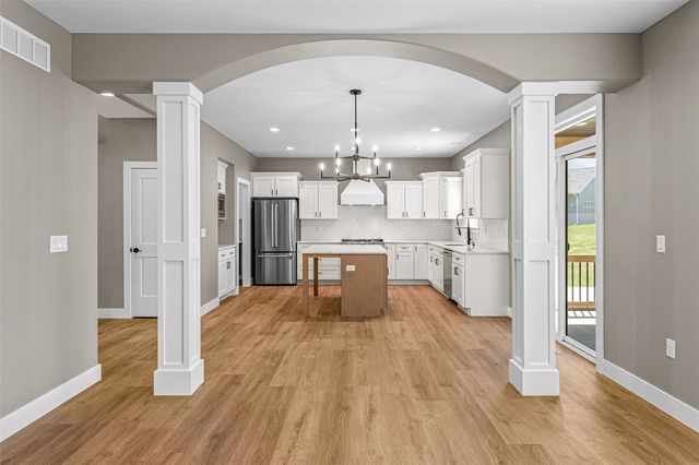 1005 Thomas Circle, Tiffin, IA 52340
