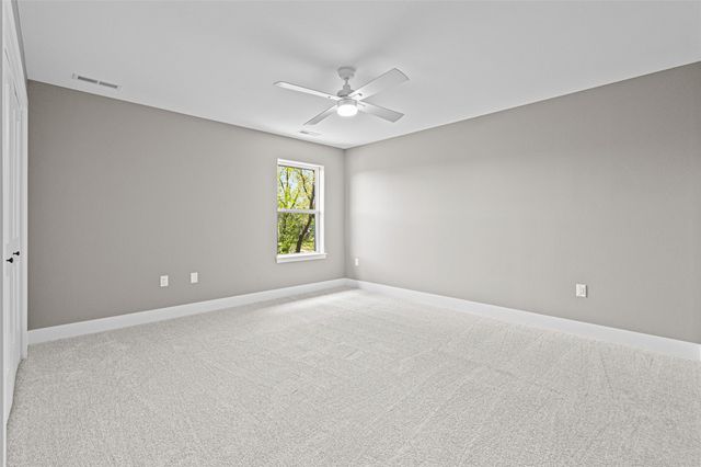 1005 Thomas Circle, Tiffin, IA 52340