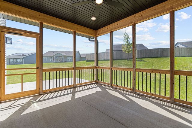 1005 Thomas Circle, Tiffin, IA 52340