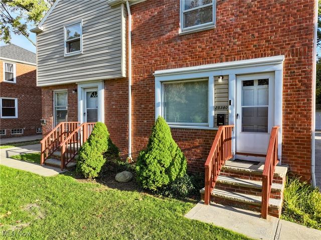 25380-25400 Lake Shore Boulevard, Euclid, OH 44132