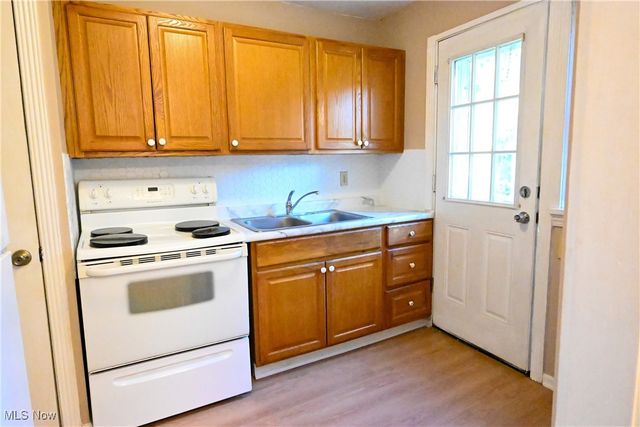 25380-25400 Lake Shore Boulevard, Euclid, OH 44132