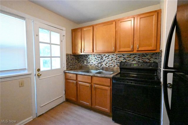 25380-25400 Lake Shore Boulevard, Euclid, OH 44132