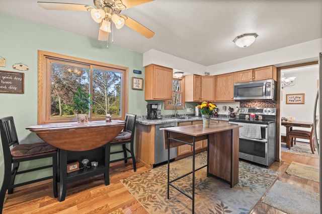 2121 LOVEWOOD DRIVE, Wisconsin Rapids, WI 54494