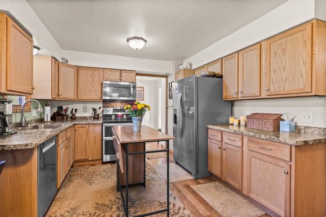 2121 LOVEWOOD DRIVE, Wisconsin Rapids, WI 54494