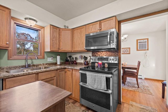 2121 LOVEWOOD DRIVE, Wisconsin Rapids, WI 54494