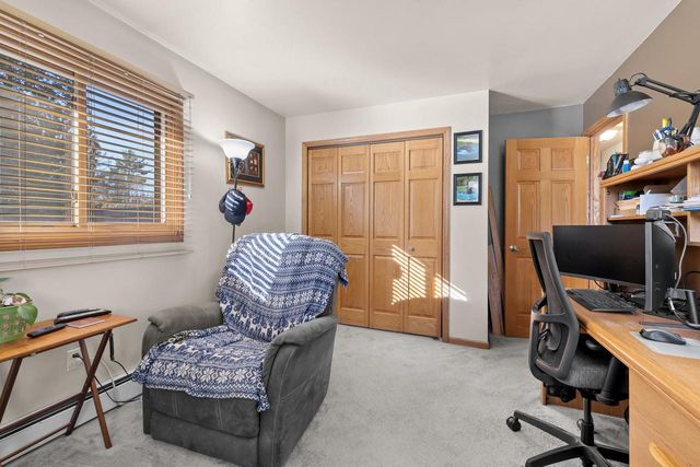 2121 LOVEWOOD DRIVE, Wisconsin Rapids, WI 54494