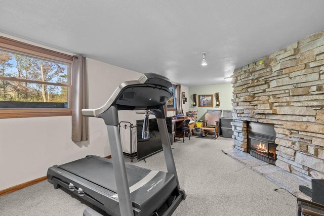 2121 LOVEWOOD DRIVE, Wisconsin Rapids, WI 54494