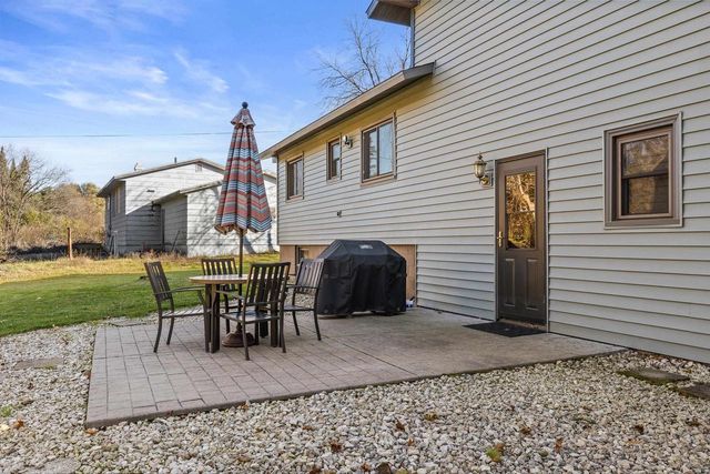 2121 LOVEWOOD DRIVE, Wisconsin Rapids, WI 54494