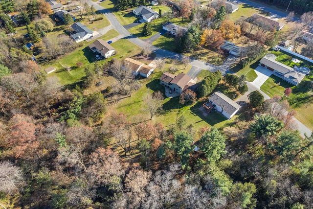 2121 LOVEWOOD DRIVE, Wisconsin Rapids, WI 54494