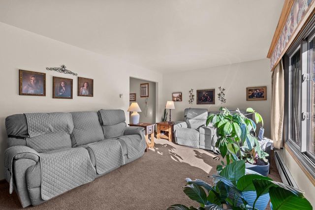 2121 LOVEWOOD DRIVE, Wisconsin Rapids, WI 54494