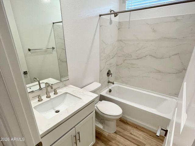 6949 W BUCKHORN Trail, Peoria, AZ 85383