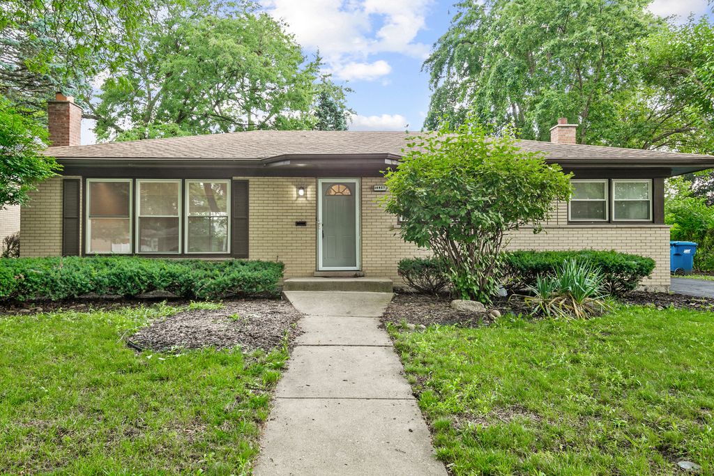 16927 Langley Avenue, South Holland, IL 60473