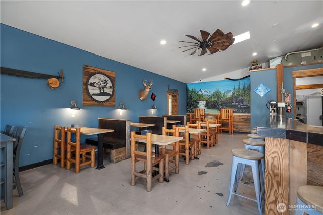 2364 Jackson Highway, Chehalis, WA 98532