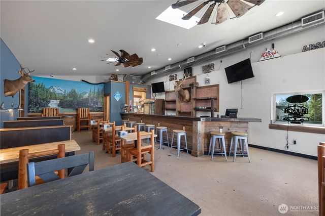 2364 Jackson Highway, Chehalis, WA 98532