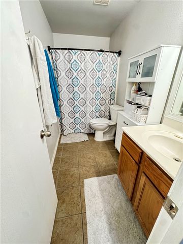 3905 Accrington Ct, Corpus Christi, TX 78414