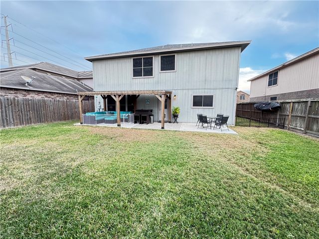 3905 Accrington Ct, Corpus Christi, TX 78414