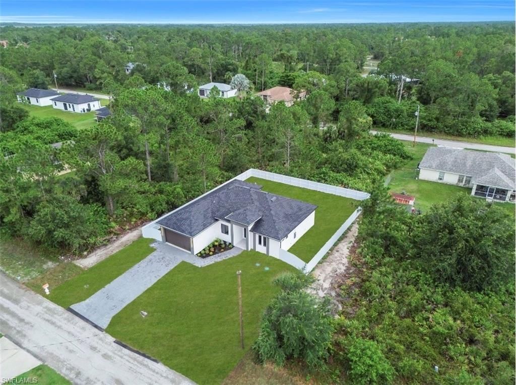 1116 Cherry ST E, LEHIGH ACRES, FL 33974 — photo 4