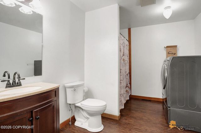 16190 W Huskie Drive, Big Lake, AK 99623