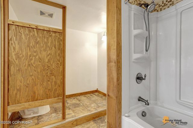 16190 W Huskie Drive, Big Lake, AK 99623