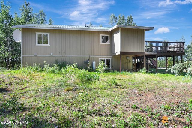16190 W Huskie Drive, Big Lake, AK 99623