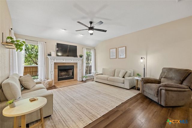 210 W Iowa Drive, Harker Heights, TX 76548