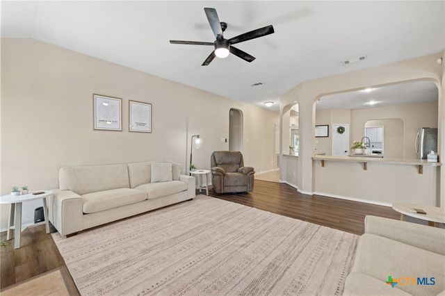 210 W Iowa Drive, Harker Heights, TX 76548