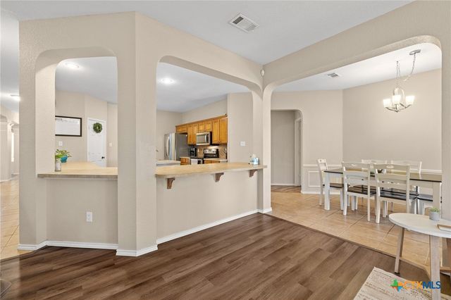 210 W Iowa Drive, Harker Heights, TX 76548