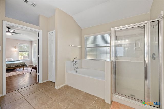 210 W Iowa Drive, Harker Heights, TX 76548