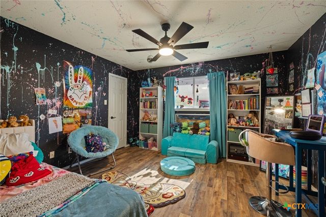 210 W Iowa Drive, Harker Heights, TX 76548